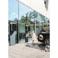 Dwustanowiskowa stacja ładowania pojazdów elektrycznych eMH3 TWIN 44kW