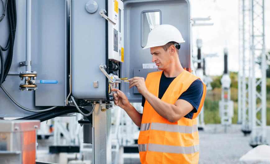 Egzamin SEP - jak zdobyć niezbędne kwalifikacje elektryka?
